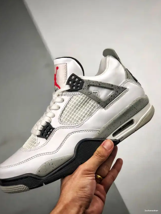 Reps LUCY (nike) Jordan OG Cement White 840606-192 4 Air 0516